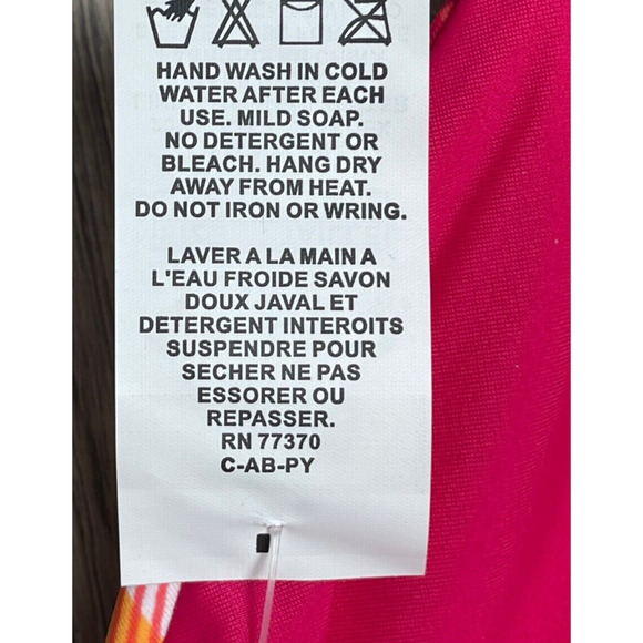 TYR CATALINA Reversible Halter Bra w/Pads Bikini Swim Top Sz Medium Pink - $48 - Picture 4 of 6